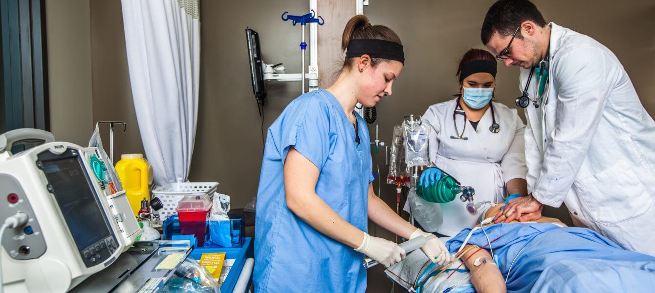 Premières de classe à l’examen professionnel de l’Ordre des infirmières et infirmiers du Québec