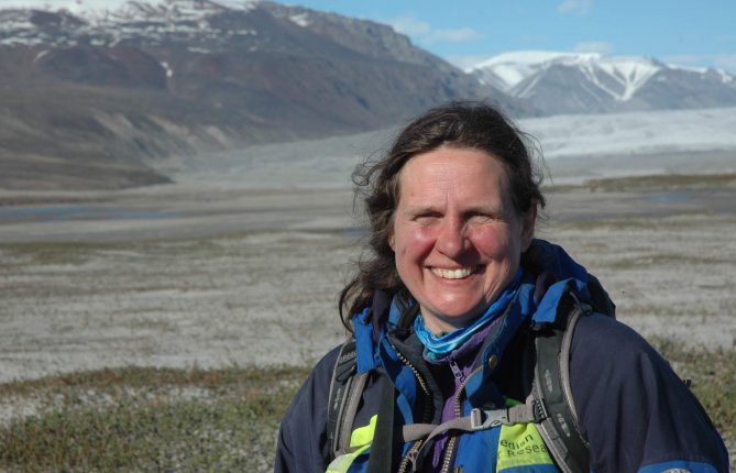 La professeure Esther Lévesque participe à une publication dans Nature