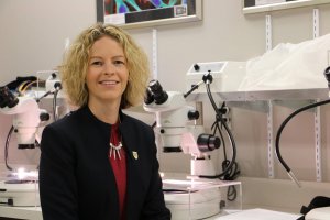 La professeure en criminalistique Shari Forbes.