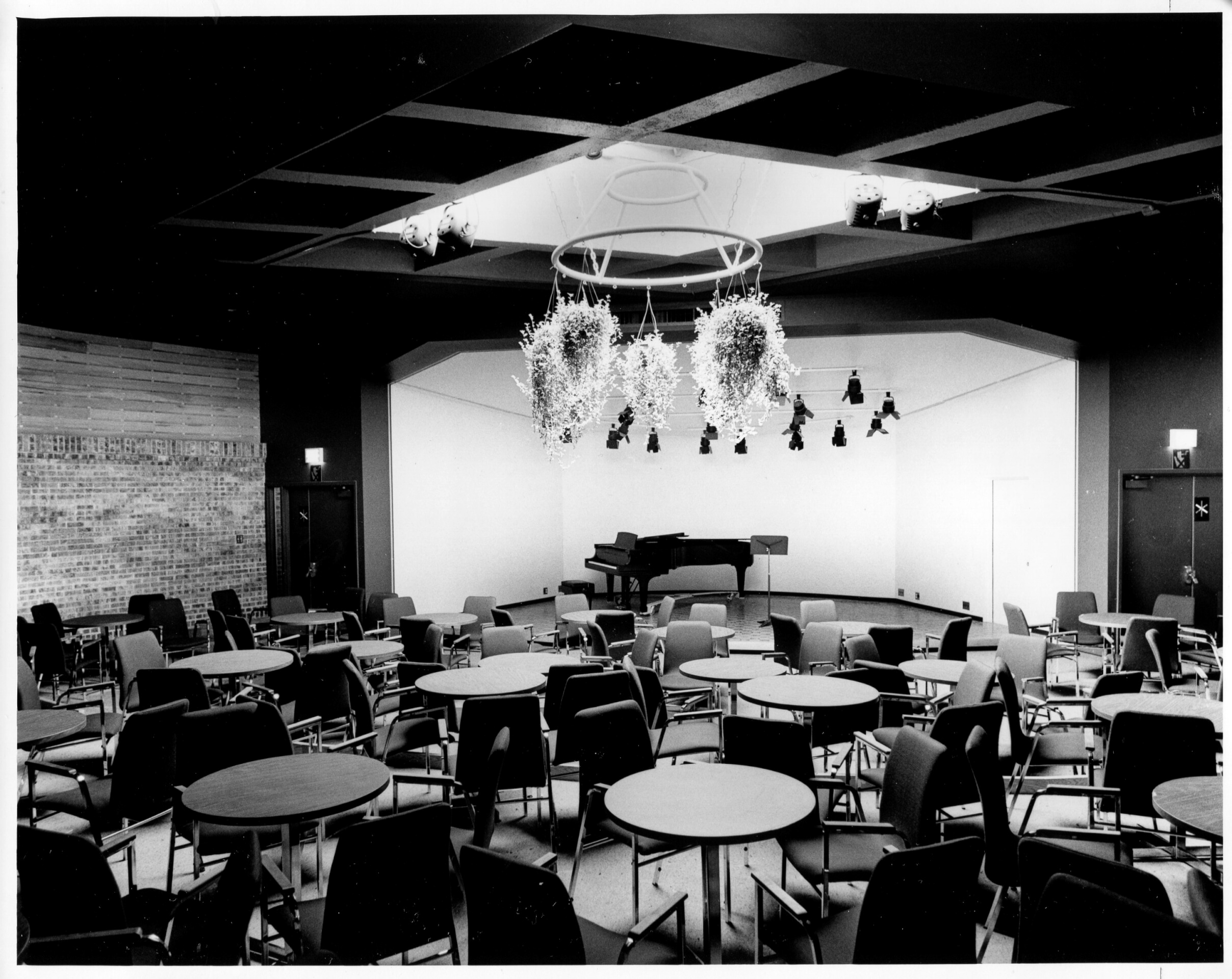 La salle Rodolphe-Mathieu: lorsque la musique jouait au pavillon Michel-Sarrazin