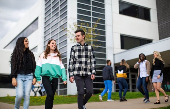 Les étudiants se font plus nombreux à l’UQTR