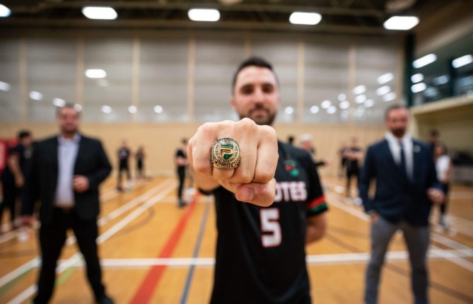 Les joueurs et le personnel reçoivent leur bague!