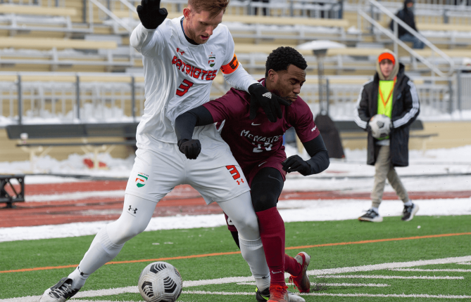 L'UQTR défait les Maraudeurs de McMaster 5 à 0