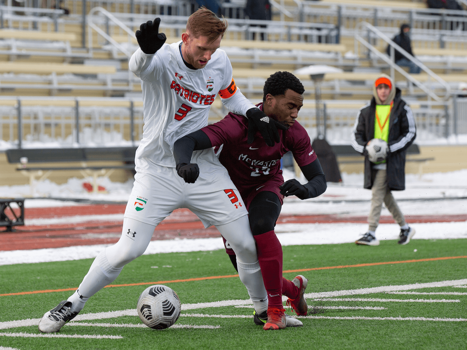 L’UQTR défait les Maraudeurs de McMaster 5 à 0