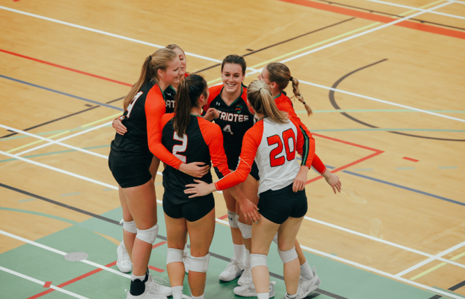 Première victoire pour la formation de volleyball des Patriotes