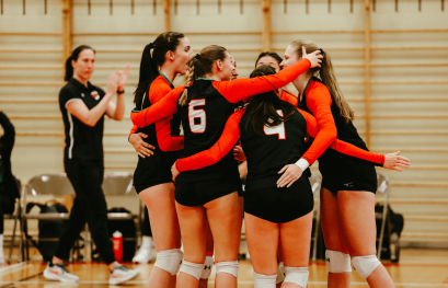 L'équipe de volleyball des Patriotes s'incline face à l'adversité des Citadins