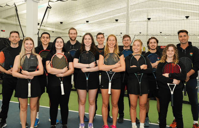 Les Patriotes de l'UQTR auront une équipe de tennis!