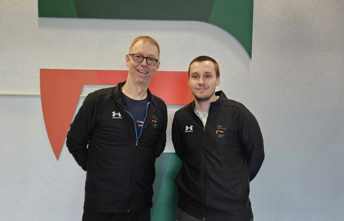 Deux nouveaux entraîneurs avec l'équipe de badminton