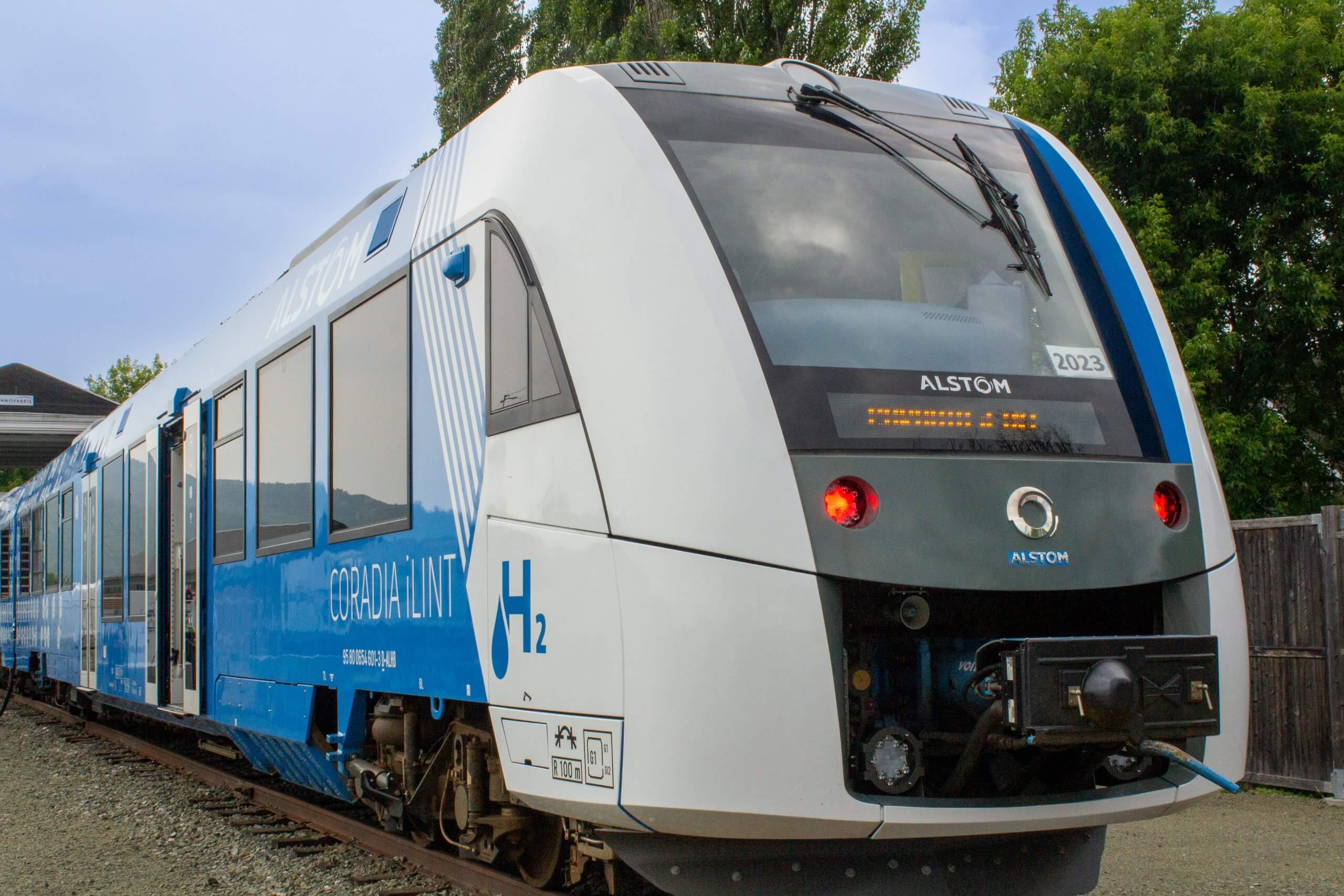 Faire Québec–Baie-Saint-Paul à bord du train à hydrogène