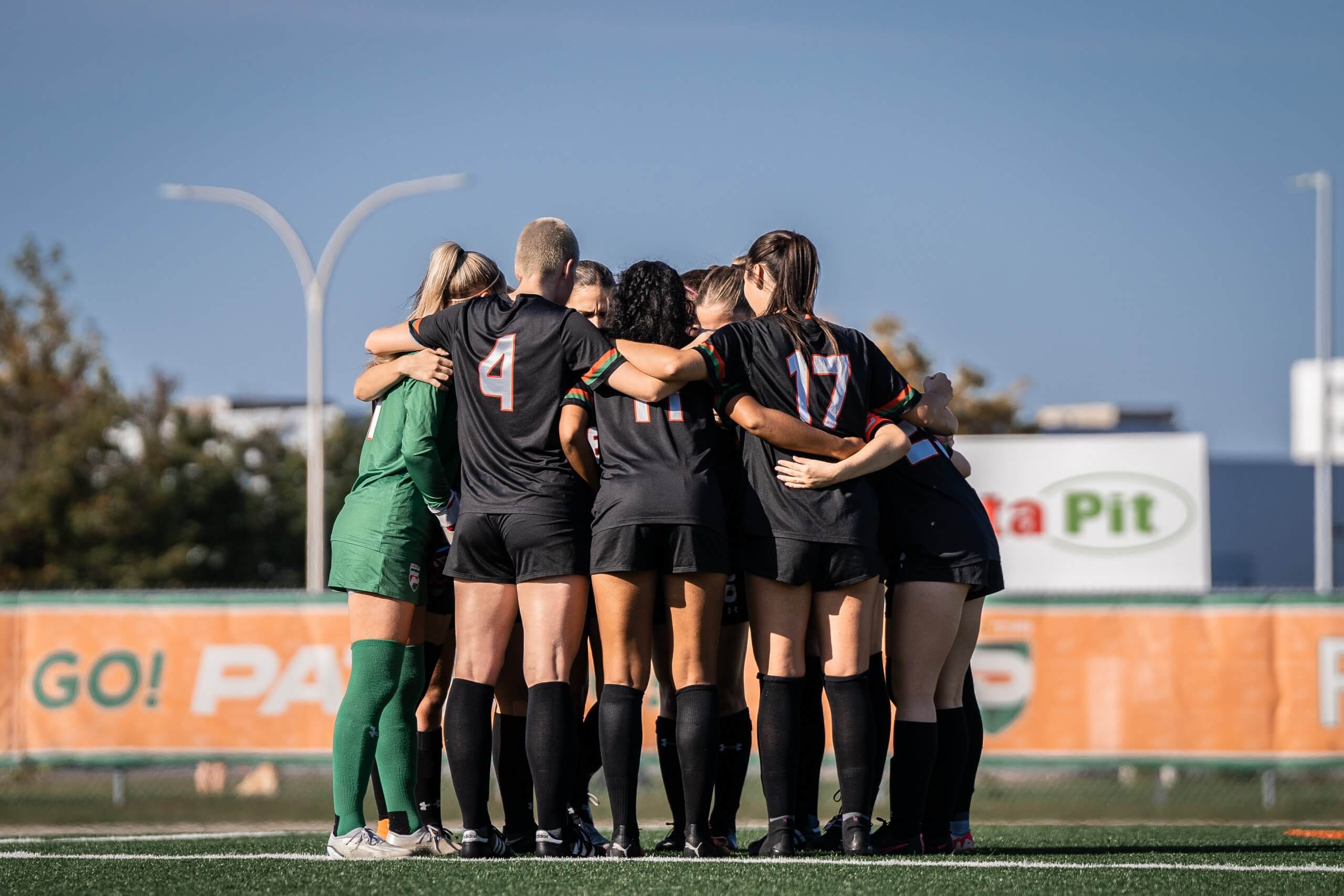 Match nul pour la formation féminine de soccer, pas de point supplémentaire pour l’équipe masculine