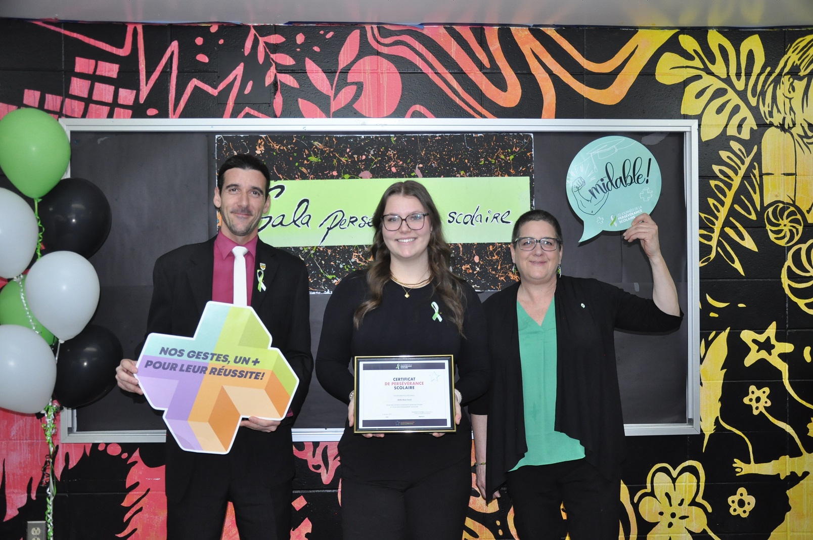 Deux étudiantes nommées ambassadrices en persévérance scolaire