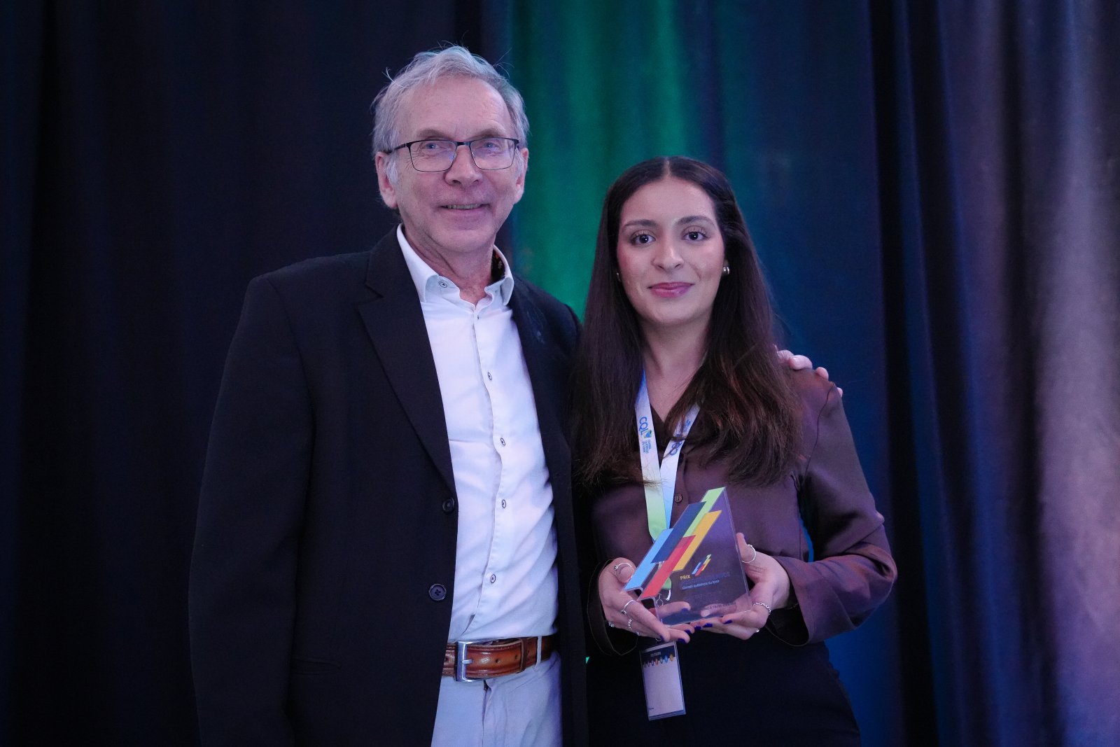 Ghizlane Hachadi reçoit le Prix de reconnaissance national du Conseil québécois du loisir pour son implication au programme MOZAÏC des Services aux étudiants de l’UQTR