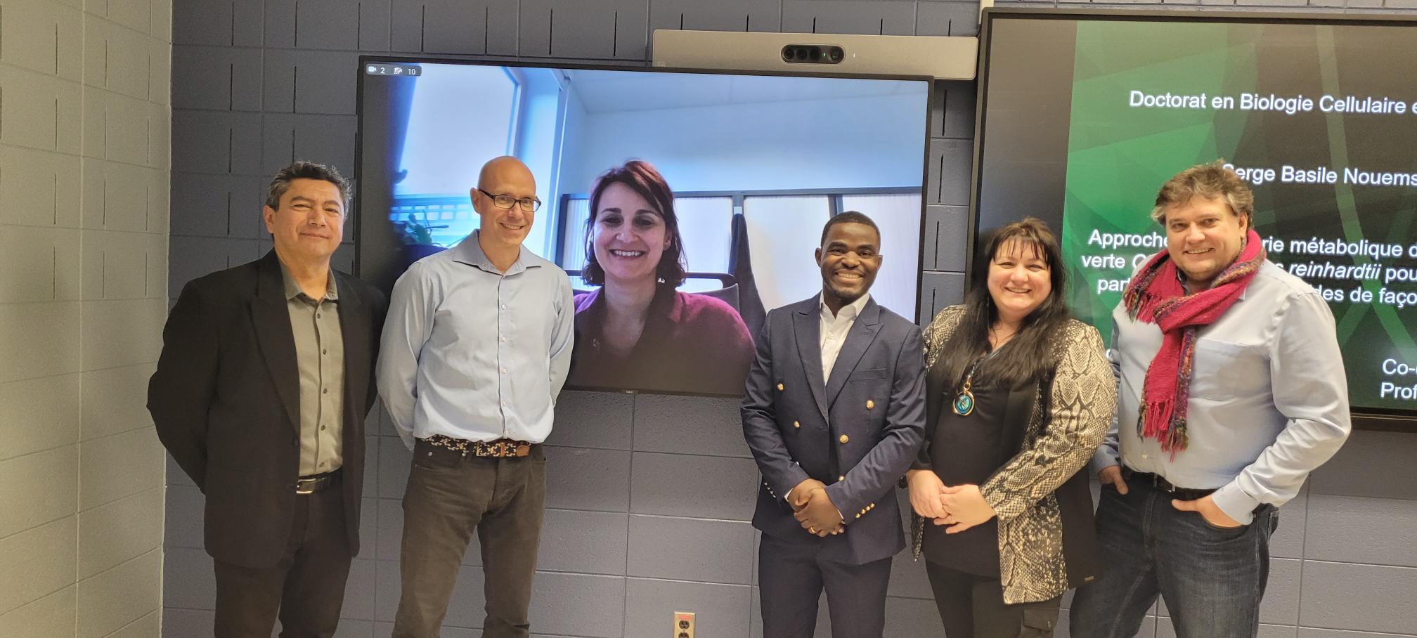 Approche d’ingénierie métabolique de la microalgue verte Chlamydomonas reinhardtii pour la biosynthèse partielle des cannabinoïdes de façon hétérologue